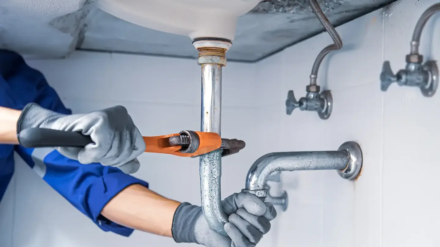 Encanador 24h para vazamento e desentupimento em São Vicente, SP